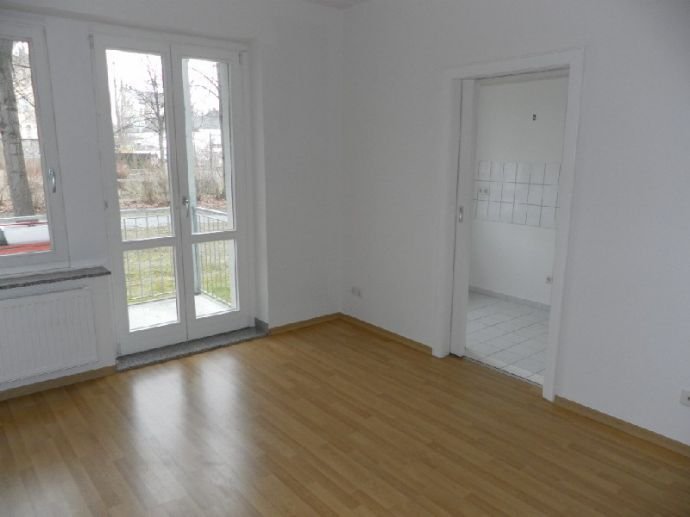 :::HELLE KLEINE SINGLE-WOHNUNG MIT SÜD - BALKON:::