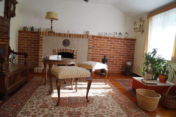 Seitenflügel OG Kaminzimmer