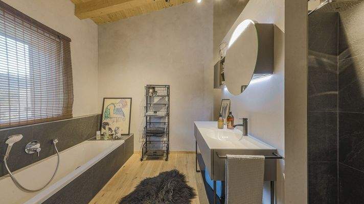 KITZIMMO-exklusives Haus in Seenähe kaufen. Immobilien St. Ulrich am Pillersee.-13