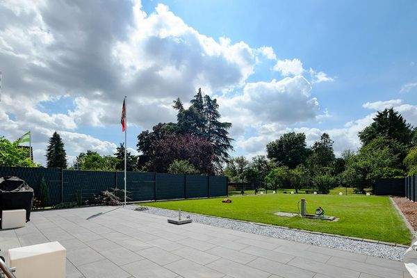 Langenfeld - Düsseldorfer Str 222 - Garten 3