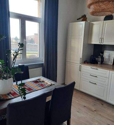 Einbauküche mit Essmöglichkeit