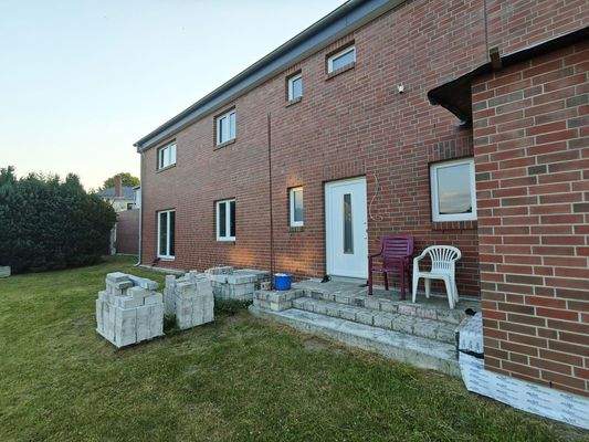 Hauseingang f. Ausbauwohnungen