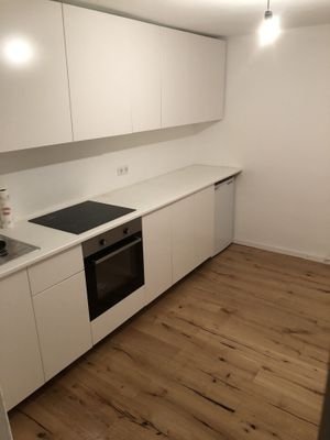 Einbauküche mit Geräten