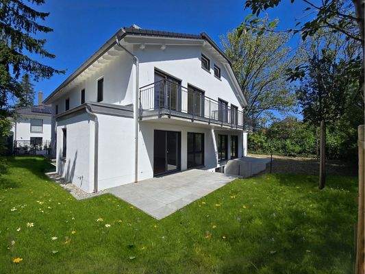 Hausansicht - Rasen visualisiert