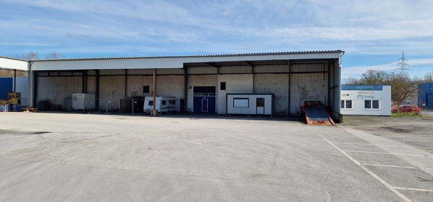 Halle A Aussenansicht