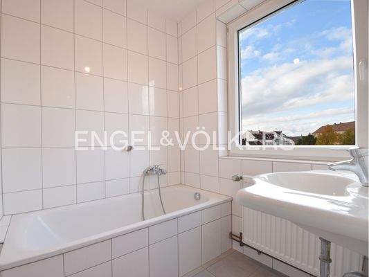 Badezimmer mit Wanne