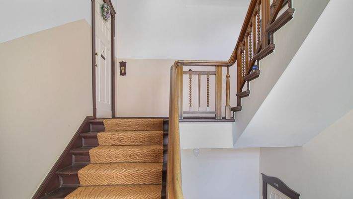 gepflegtes Treppenhaus 