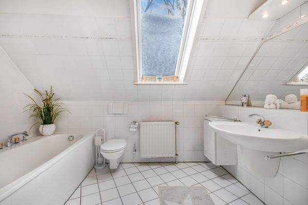 Badezimmer im Dachgeschoss