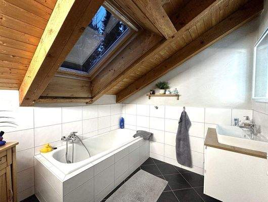 Wannenbad, Obergeschoss