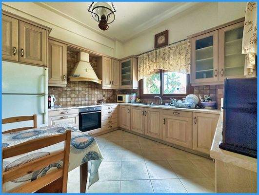 618ceea4a8974b74aab193fe6a57f70c-original