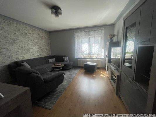 Wohnzimmer OG rechts 8_Beispielfoto