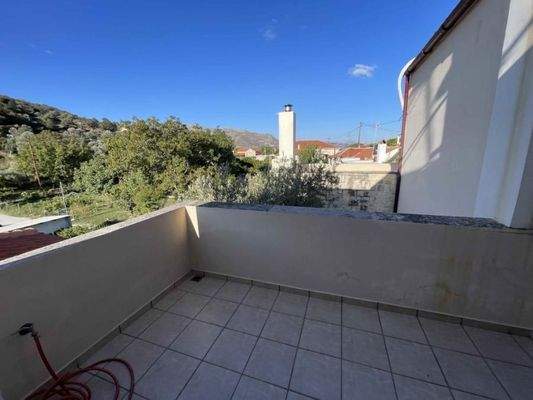 Kreta, Mixorrouma: Geräumige Villa mit separatem Gästeapartment zu verkaufen