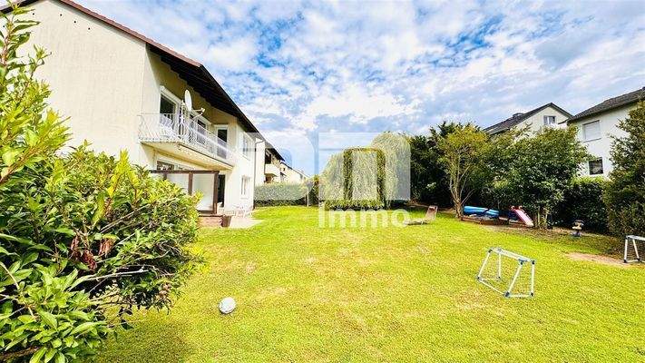 Großer Gartenbereich 1