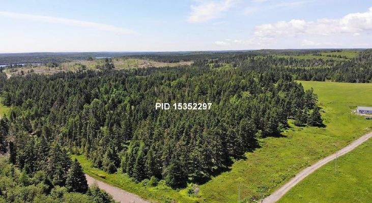 Cape Breton - Preiswertes 8,9 Hektar-Grundstück in