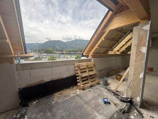 20250902_100156216_iOS