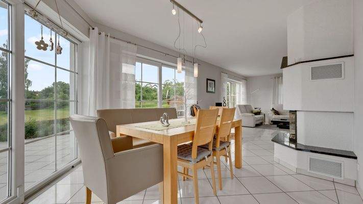 Wohn- und Esszimmer EG