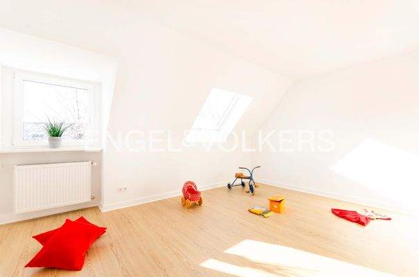 Arbeits-, Kinder- oder Gästezimmer 3 im Dachgeschoss