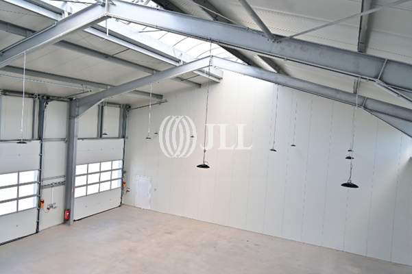 Innenansicht Halle - Werkstatt