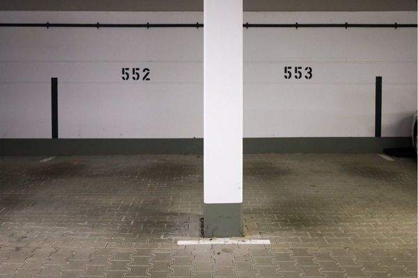 Tiefgaragenstellplatz 552 UND 553