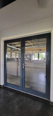 GROSSE HOCHWERTIGE TÜRELEMENTE-ALUMINIUM VON 2008