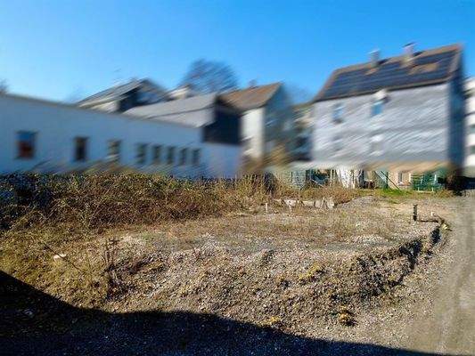 Grundstück – Ansicht von vorne