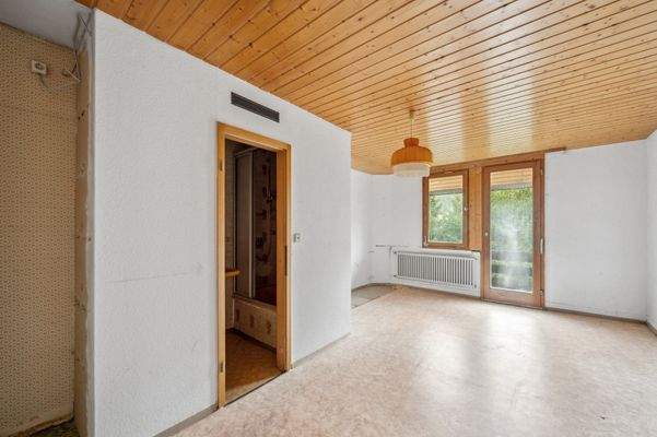 Haus 16 1.OG Zimmer 2 mit Badezimmer