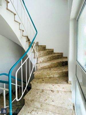 Treppenhaus EG zu OG