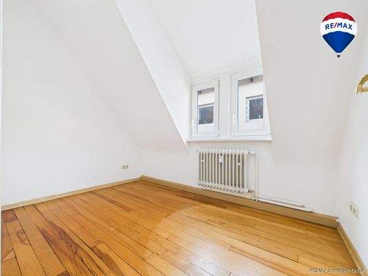 REMAX Immobilien DeLux Wohn-Geschäftshaus Büro Ottweiler Mark Borowicz