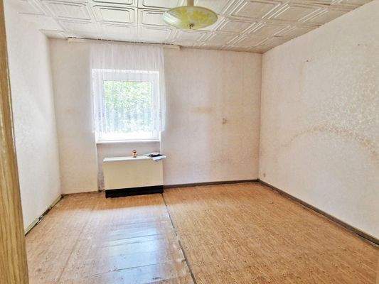 Schlafzimmer-2 im Erdgeschoss