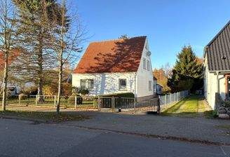 Straßenseitige Ansicht