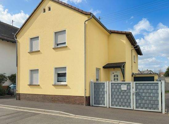 Vorderansicht(KI generiert)