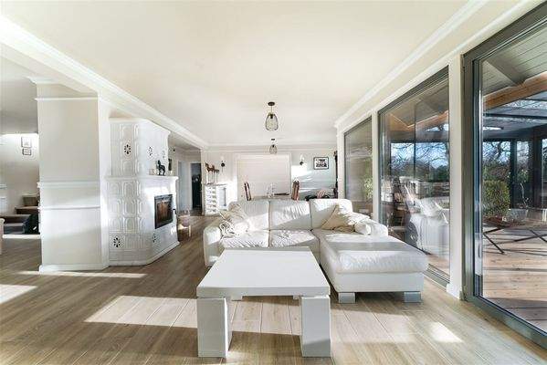 Wohnbereich mit Kachelofen