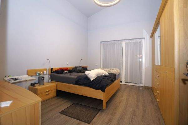 Schlafzimmer mit Terrassenzugang