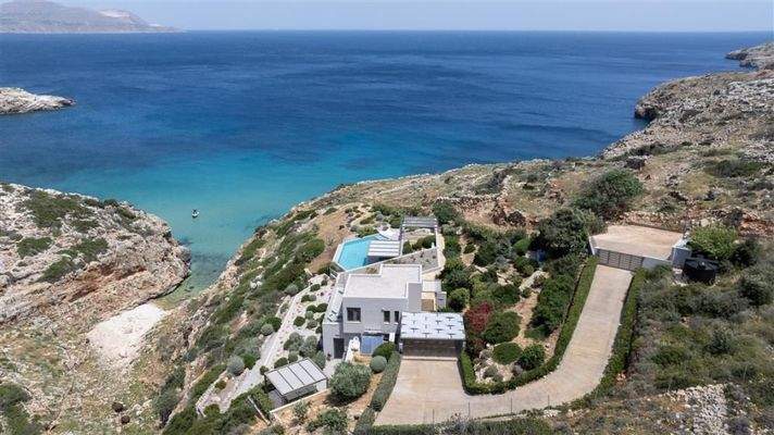 Kreta, Kokkino Chorio: Traumvilla mit makelloser Aussicht mit einer privaten Bucht zu verkaufen