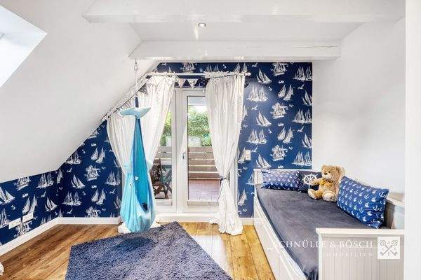 Beide Kinderzimmer haben einen Zugang zur Loggia