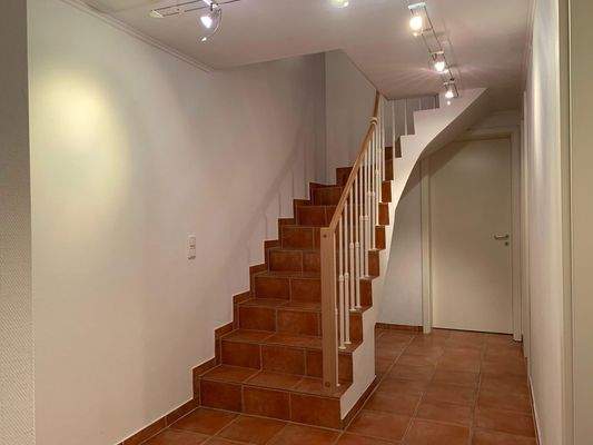 Halbgewendelte Steintreppe