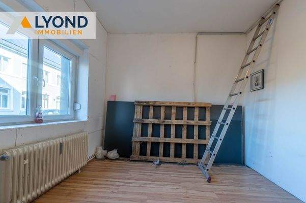 LYD 3492 - 17 Raum 9