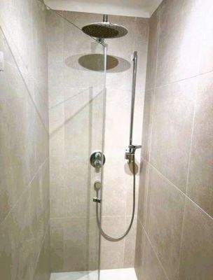 Ebenerdige Dusche / Regenwald