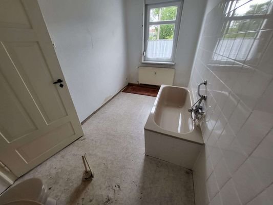 Badezimmer Wohnung EG