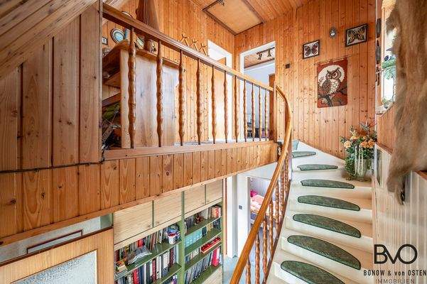 Treppe ins Dachgeschoss