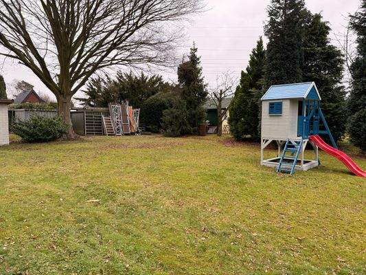 rückwärtiges Grundstück II