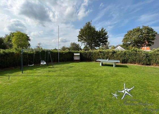 Schaukel und Tischtennis