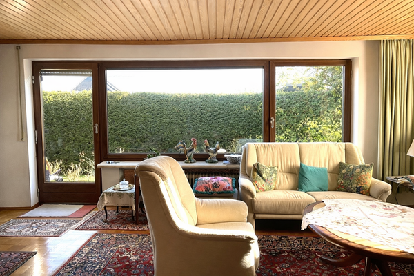 11 Wohnzimmer EG.png