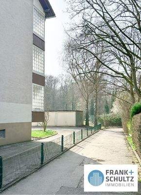 Weg am Haus zum Rombergpark