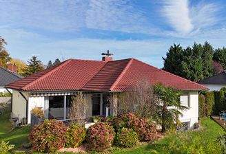 Zeitlose Eleganz in ruhiger Lage – Ihr Bungalow mit Wohlfühlgarantie