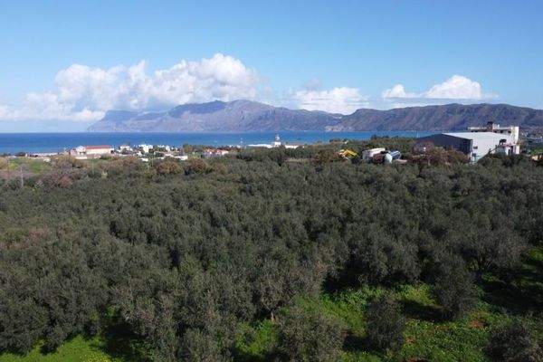 Kreta - Kaloudiana: Schönes Grundstück mit Berg- und Meerblick