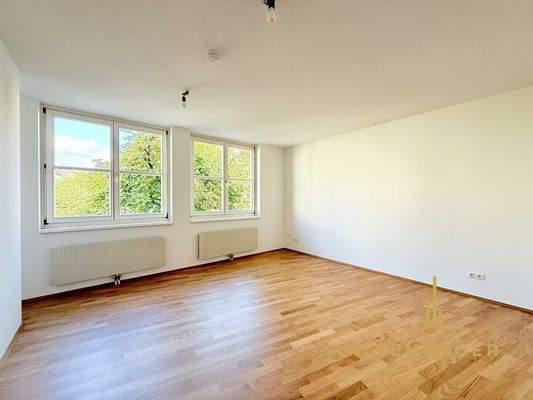 Größeres Schlafzimmer mit 20,68 m²