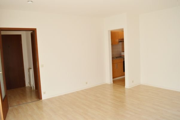 Blick auf Küche u. Diele.JPG