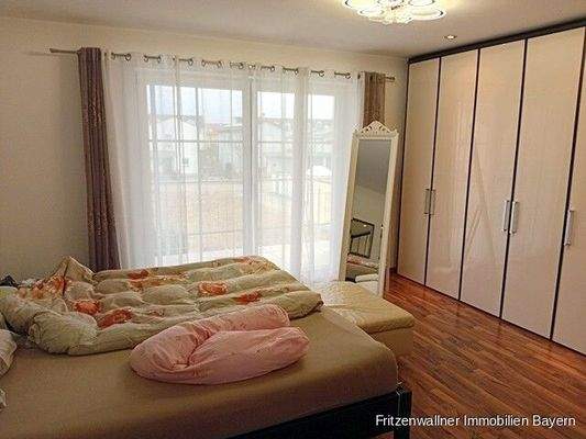 Elternschlafzimmer OG