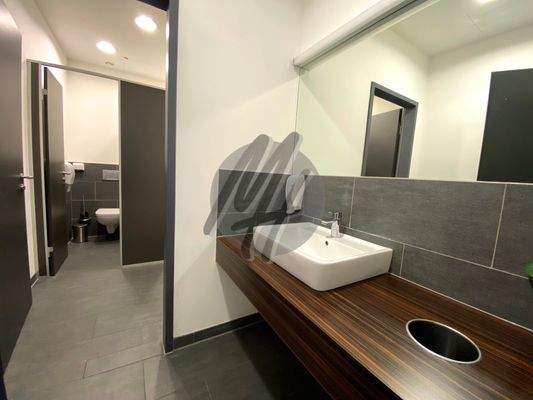 INFOS UNTER: 06171-586000